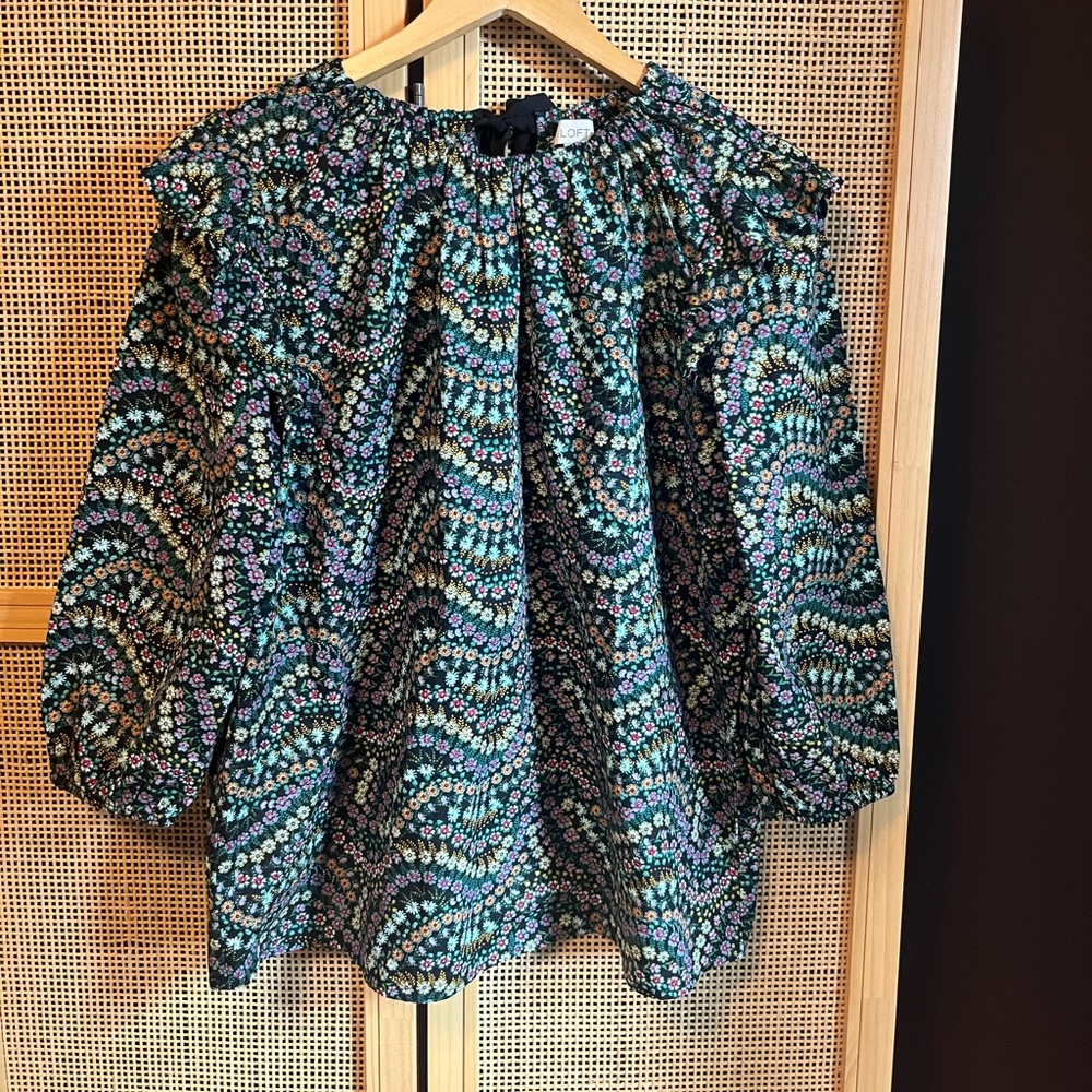 Loft Women’s M Floral Blouse/Top